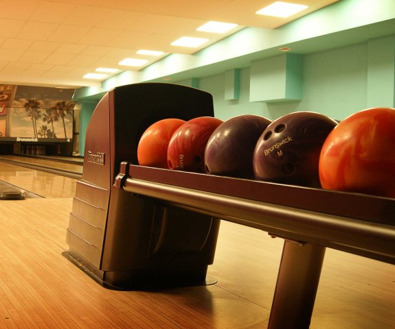 Bowling Havana - activity zone at Aquapark Zalewski