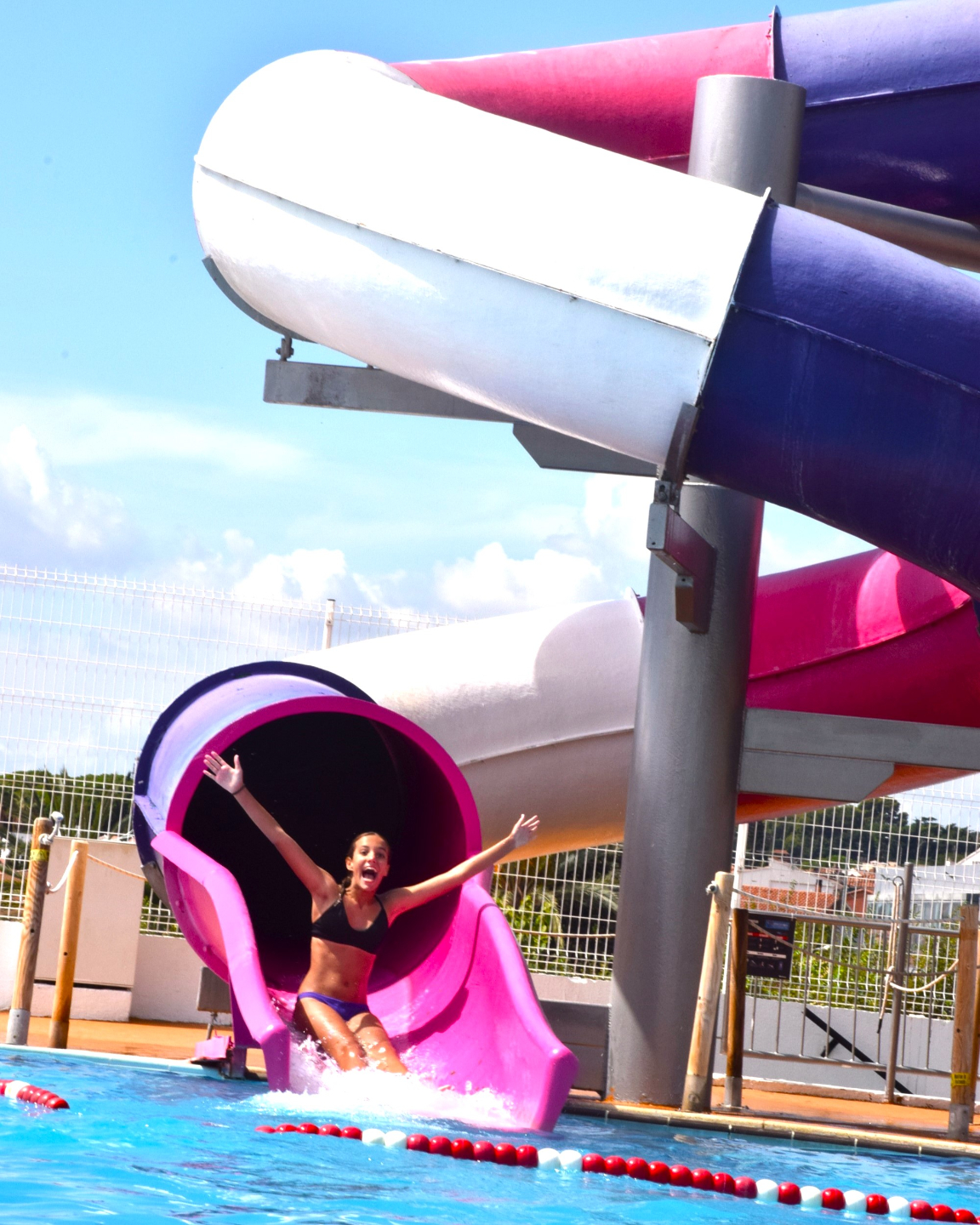Hurricane - water slide at Illa Fantasia