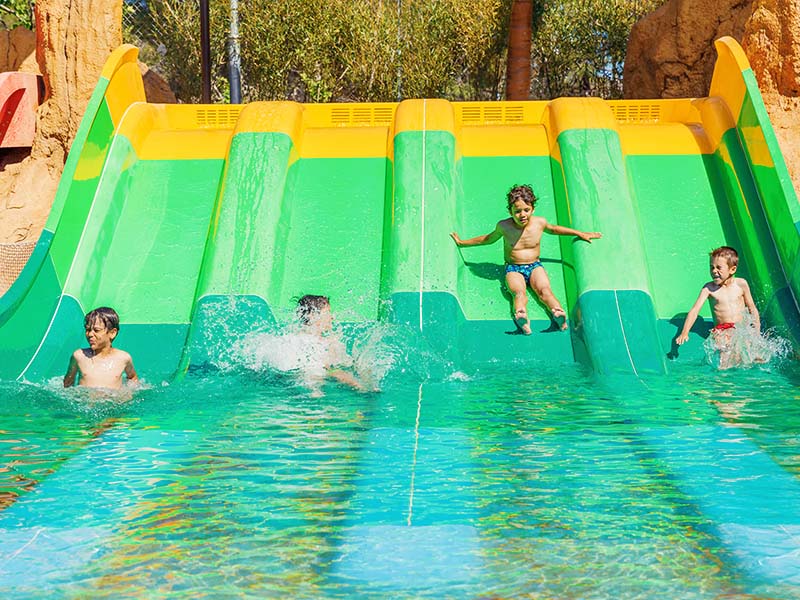 Mini Pistas blandas - water slide at Aquópolis Villanueva de la Cañada