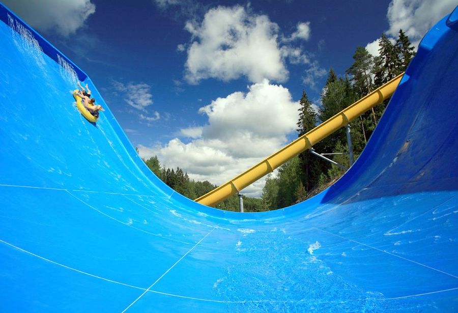 Half Pipe - water slide at Serena Waterpark