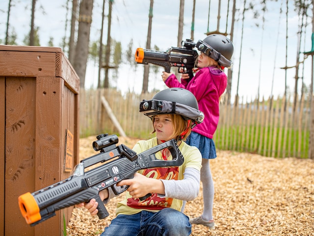 Outdoor Activities - service area at Center Parcs Park Zandvoort: Family Laser Battle