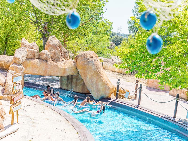 Río lento - water slide at Aquópolis Villanueva de la Cañada