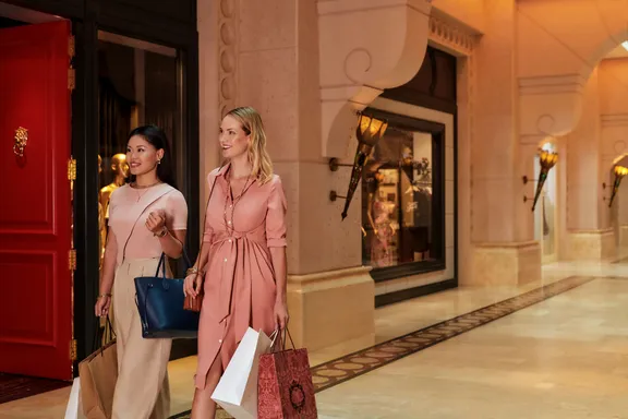 Sunshine Circle Kiosk - store at Aquaventure World Dubai