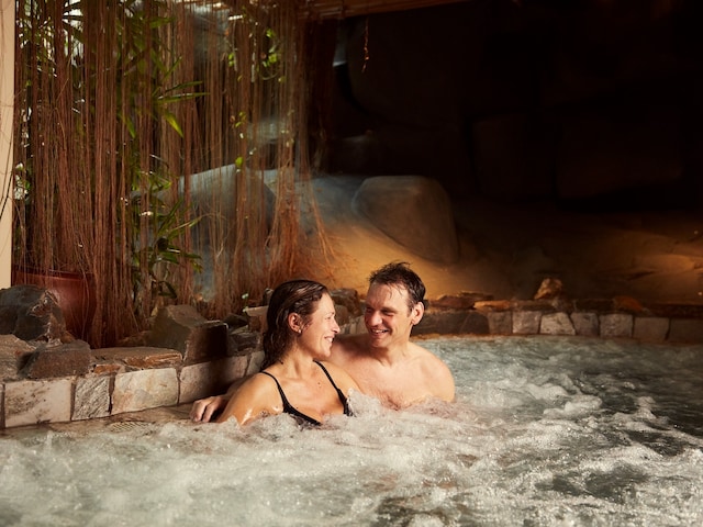 Hot tubs - swimming pool at Center Parcs De Eemhof