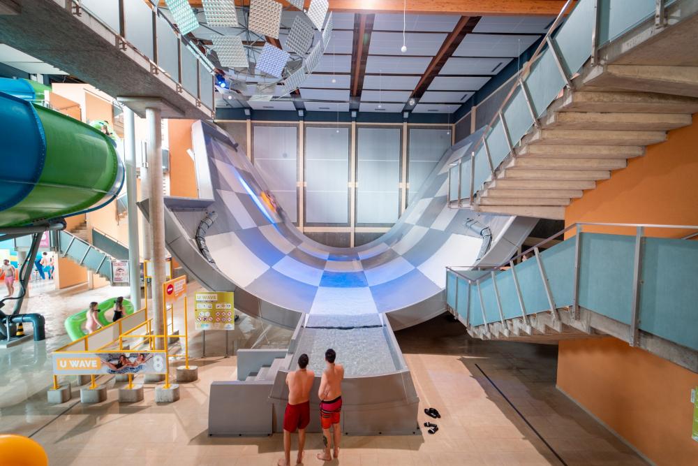 U-Wave - water slide at Aqualand Moravia