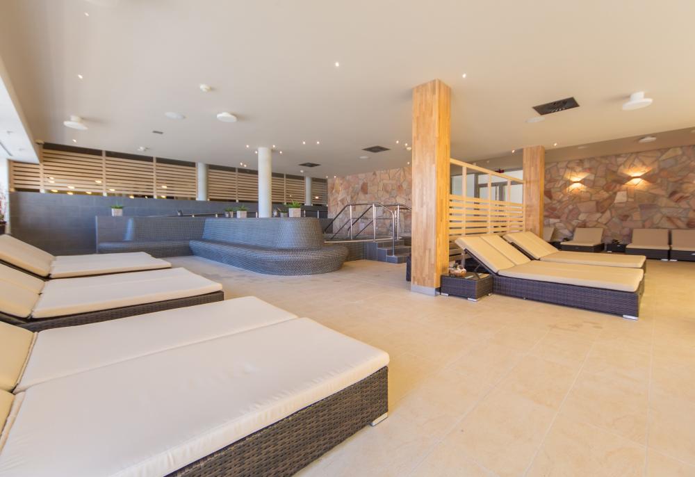 Whirlpool - swimming pool at Aqualand Moravia