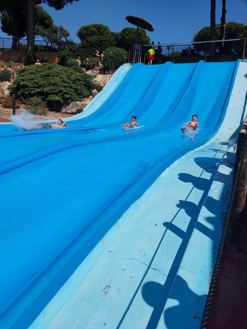 Crazy Race - water slide at Marineland Catalunya
