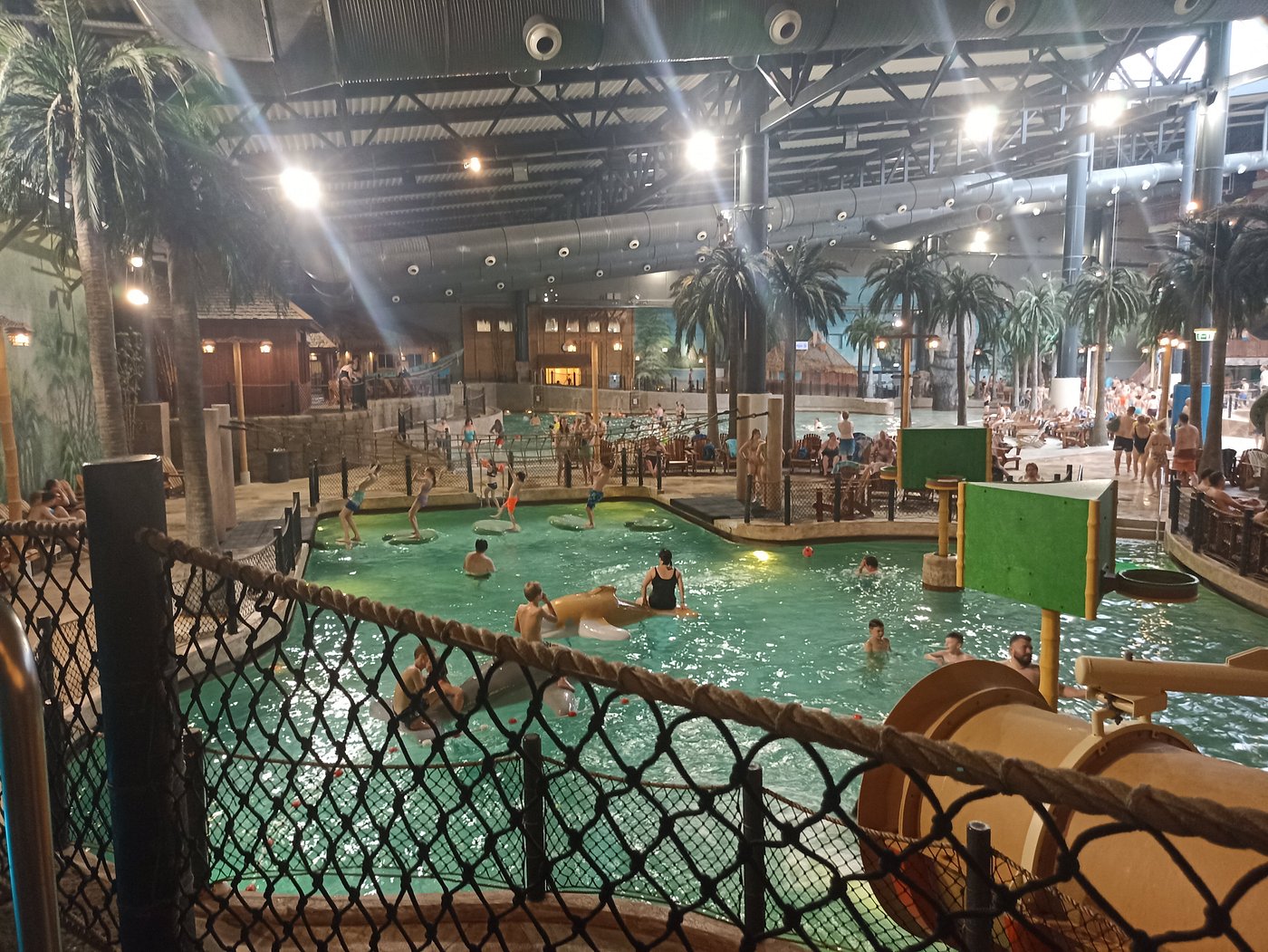 Activity pool - swimming pool at Aquadome Billund