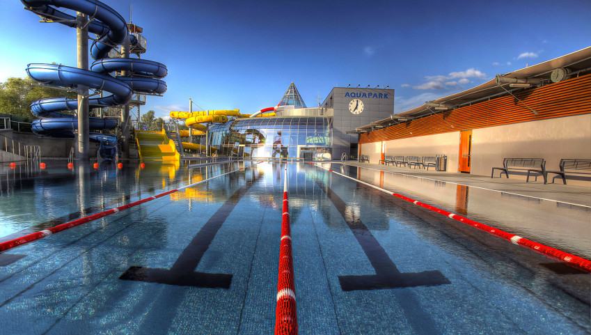 Outdoor Multi-Purpose Pool - swimming pool at Aquapark Olomouc