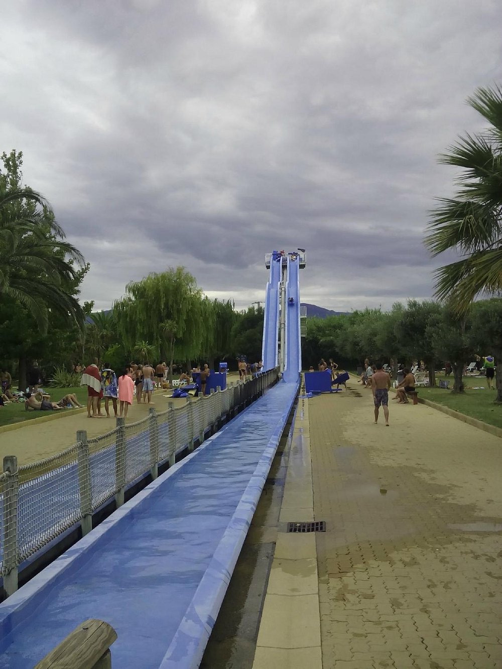 Niagara - water slide at Aqualand Saint-Cyprien 