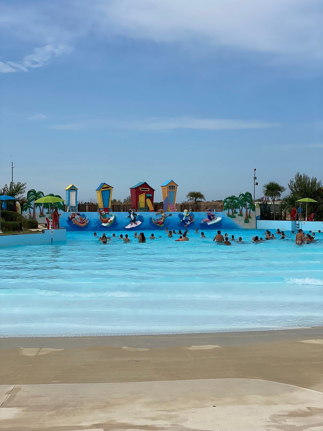 Baia de Ondas - swimming pool at Mirabeach