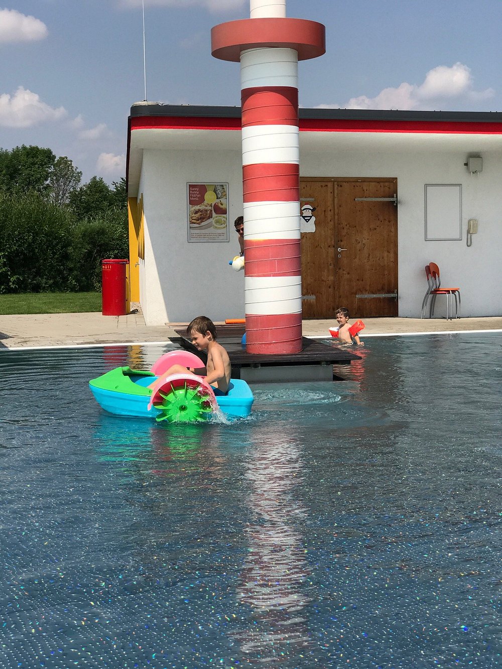 Bumber Boats - activity zone at Sonnentherme Lutzmannsburg