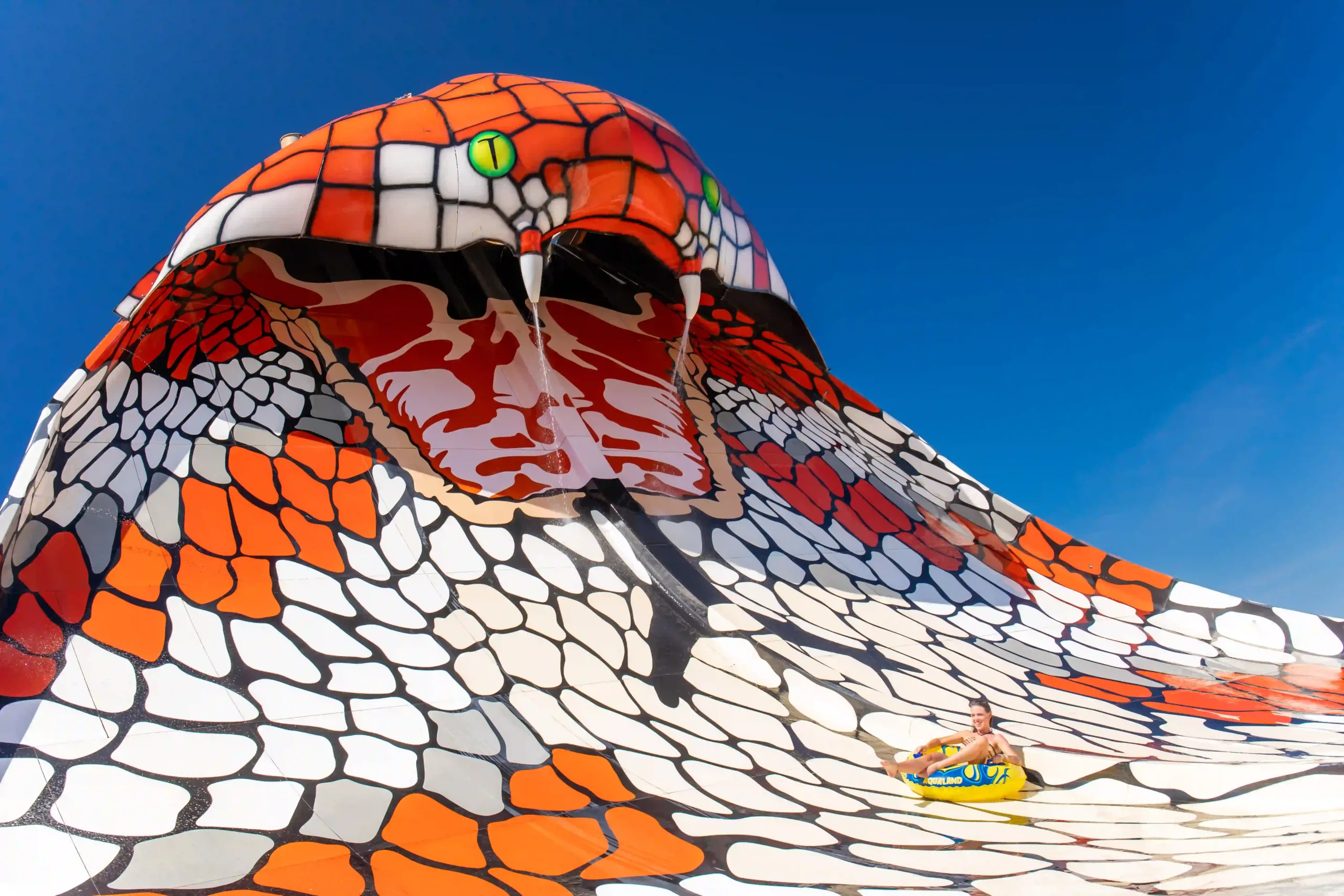 King Cobra - water slide at Aqualand Algarve
