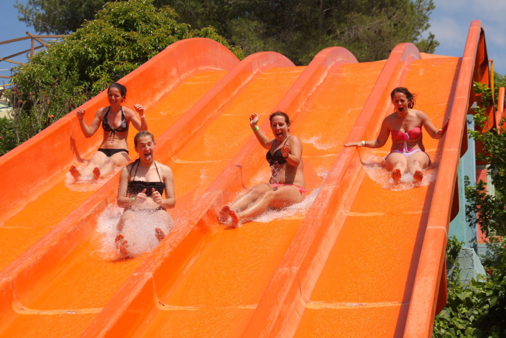 Multirace Four Lane Waterslide - water slide at Acqua Plus