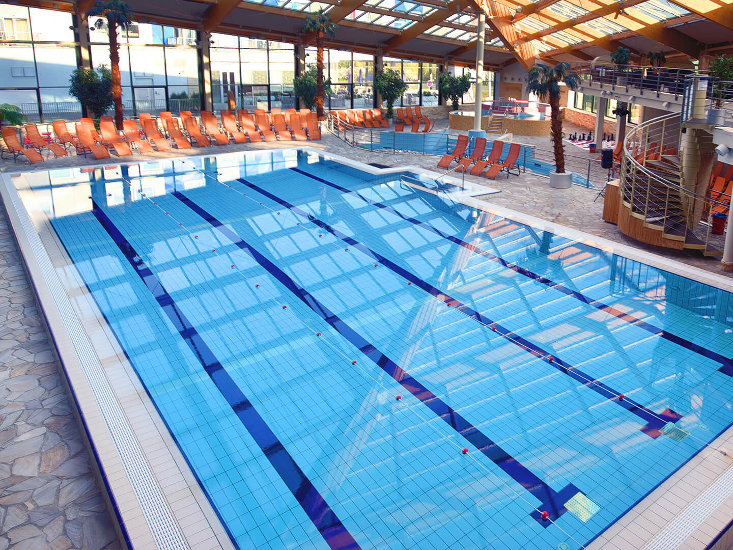 Swimming pool - swimming pool at Aquapalace Prague