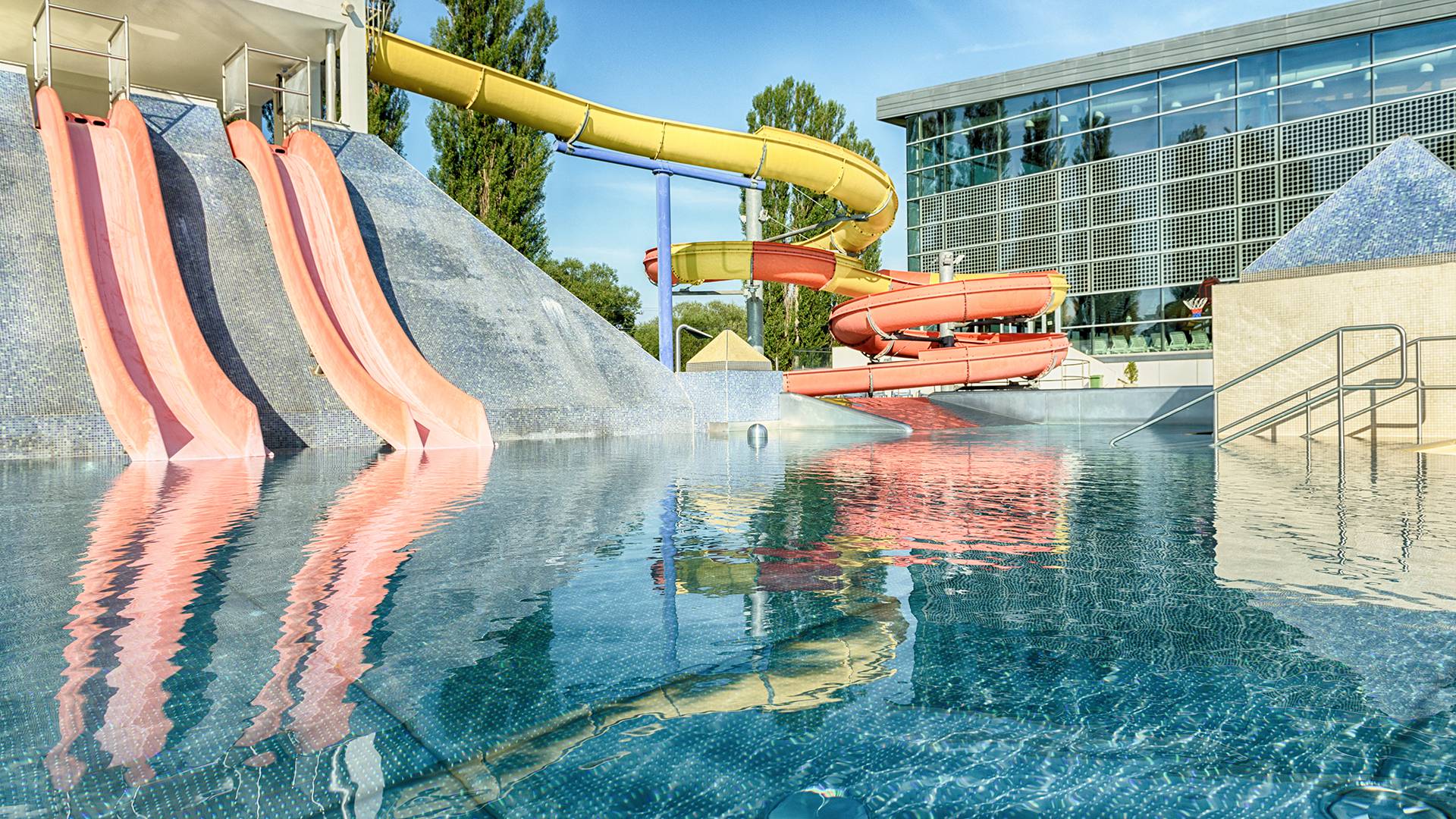 Kamikaze - water slide at AquaCity Poprad