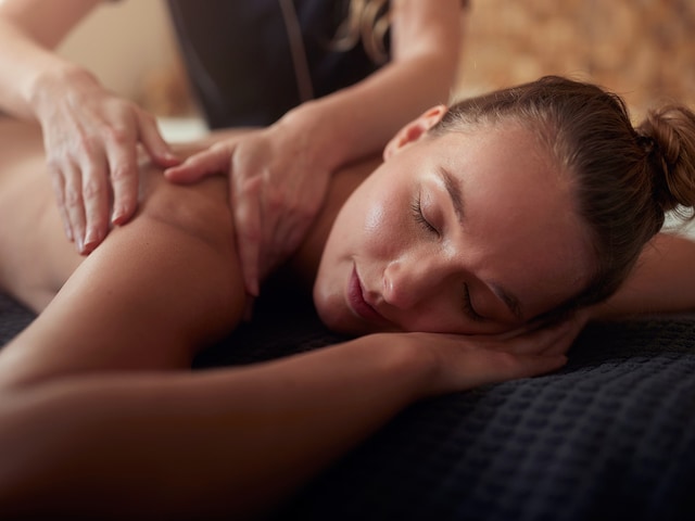Body Massage - wellness area at Center Parcs Park De Haan