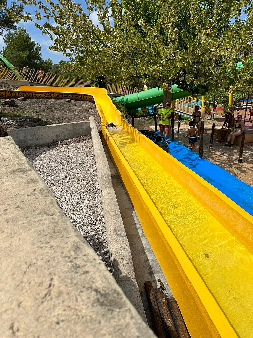 Super Slalom - water slide at Aqualeón 