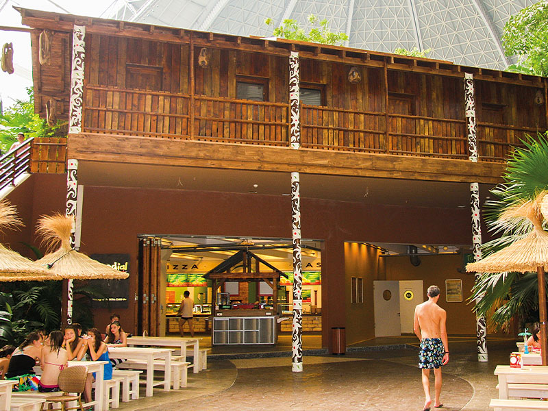 Mondial Food Court - restaurant (bistro) at Tropical Islands