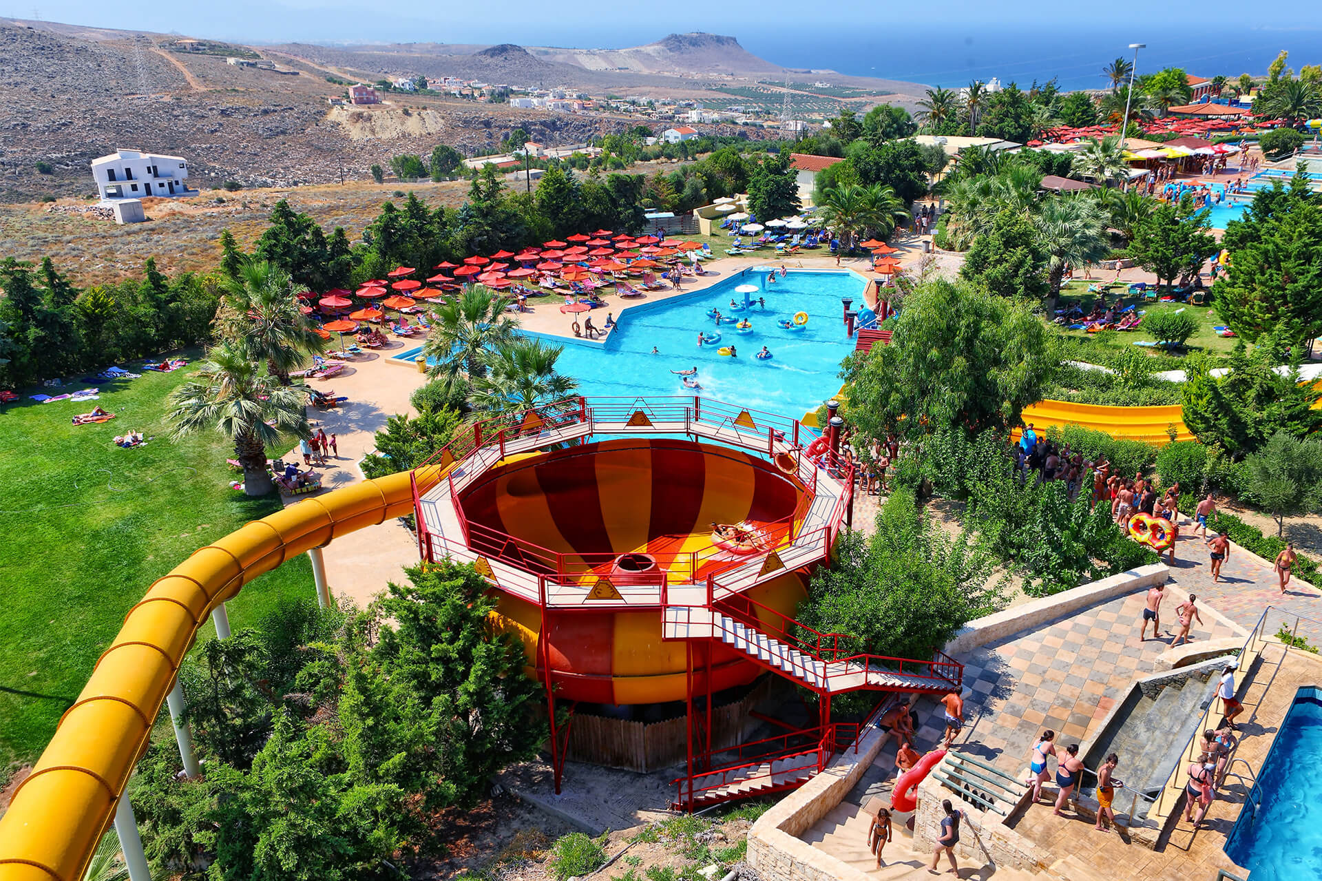 Turbo Cyclone - water slide at Watercity Anopolis