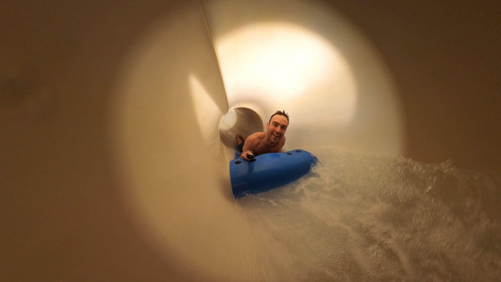 Wiki Wiki - water slide at Aqualibi