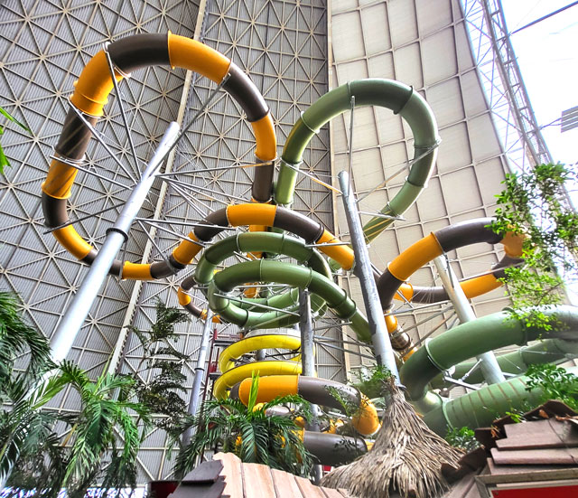 Double Racer - water slide at Tropical Islands