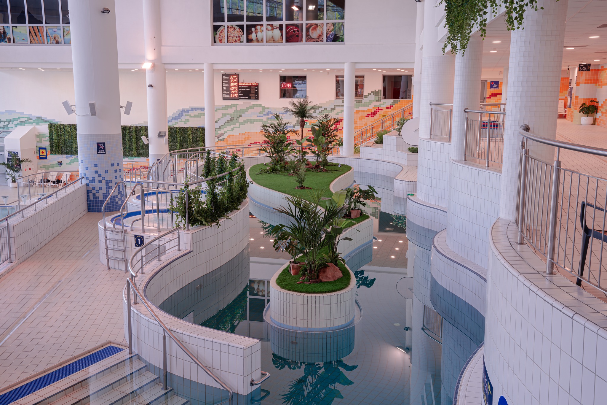 Rushing River - swimming pool at Termy Zakopiańskie 