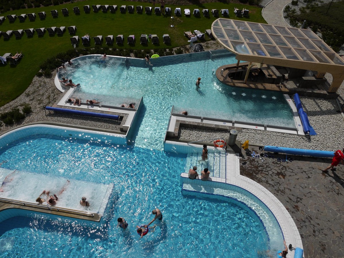 Outdoor Pool - swimming pool at Terma Białka 