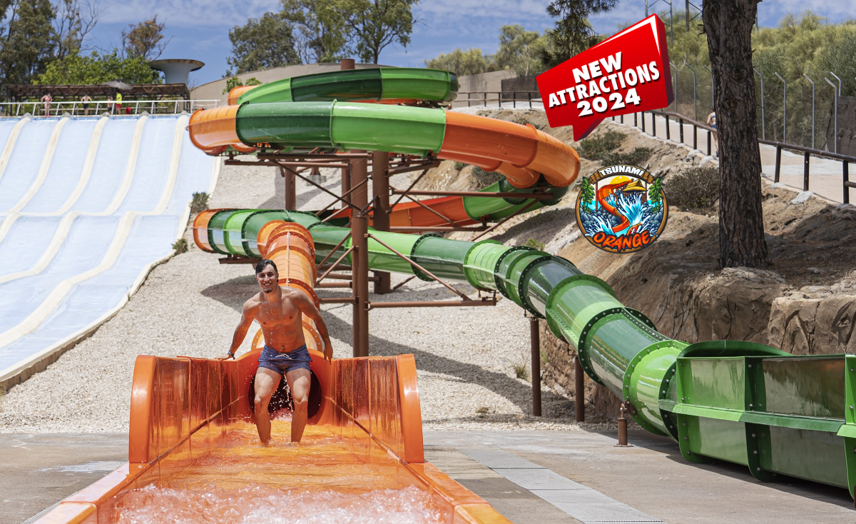 Tsunami Orange - water slide at Aqualand Bahía de Cádiz