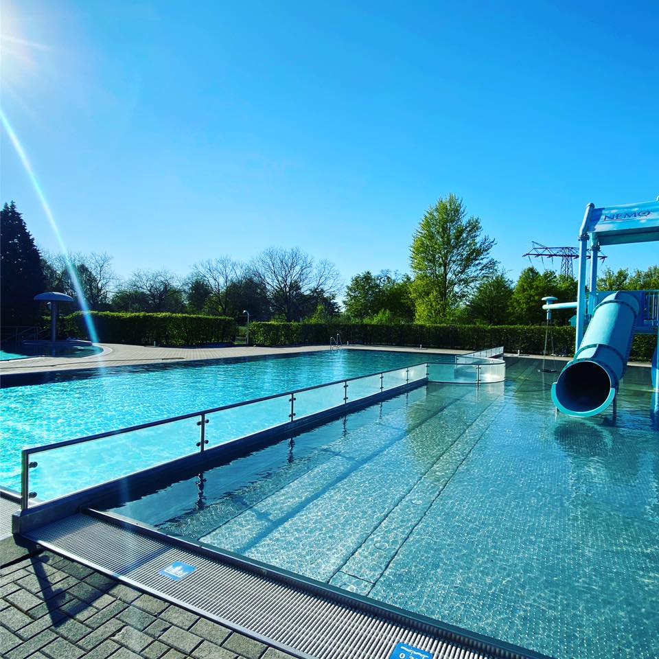Summer Pool  - swimming pool at Nemo Magdeburh