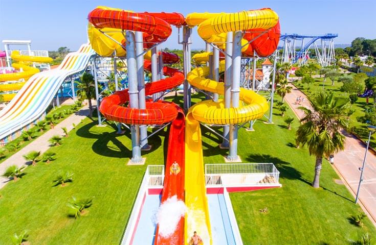 Twin Space Shuttle - water slide at Aquashow Park