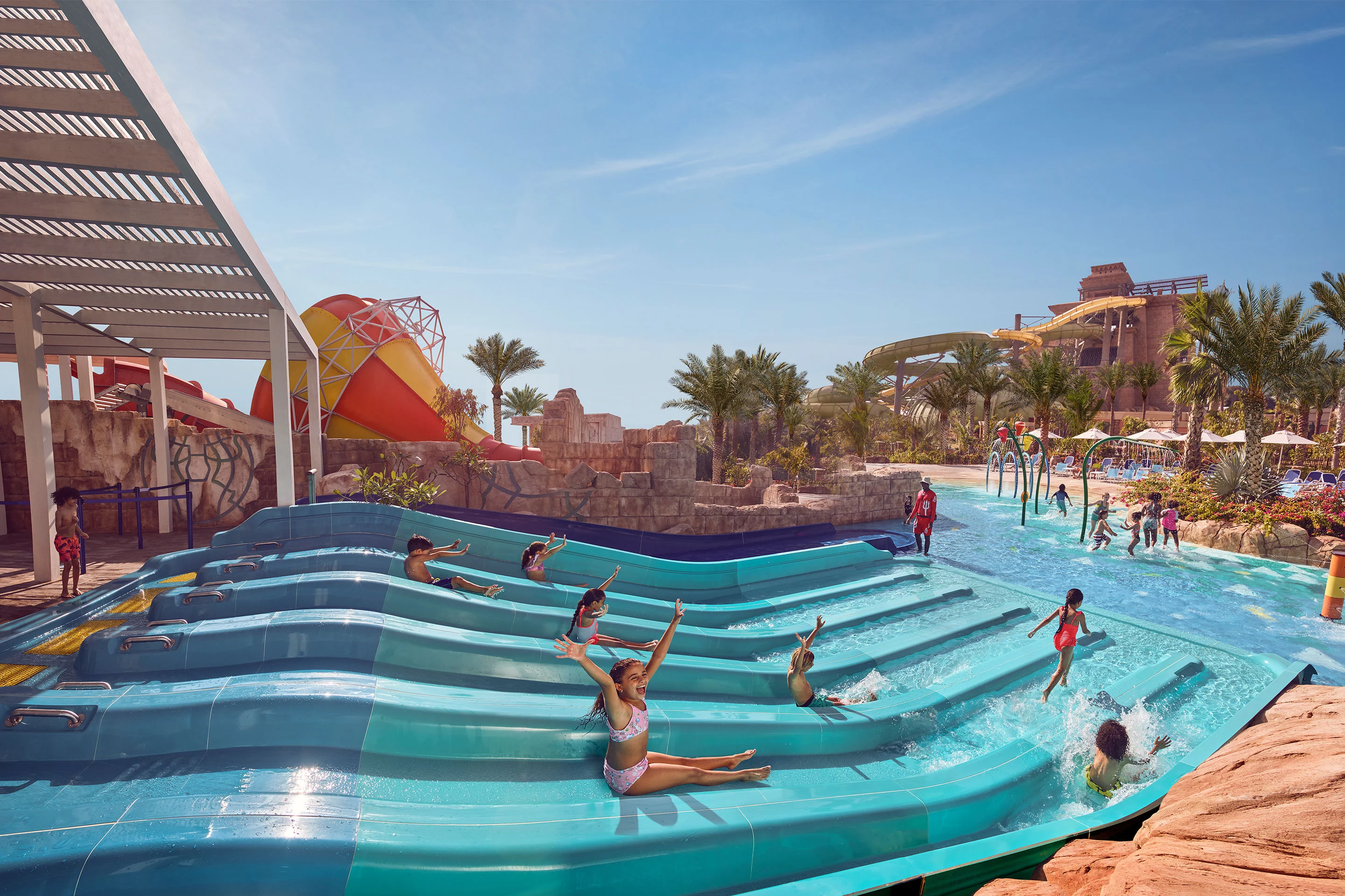 Splashers Lagoon - water slide at Aquaventure World Dubai