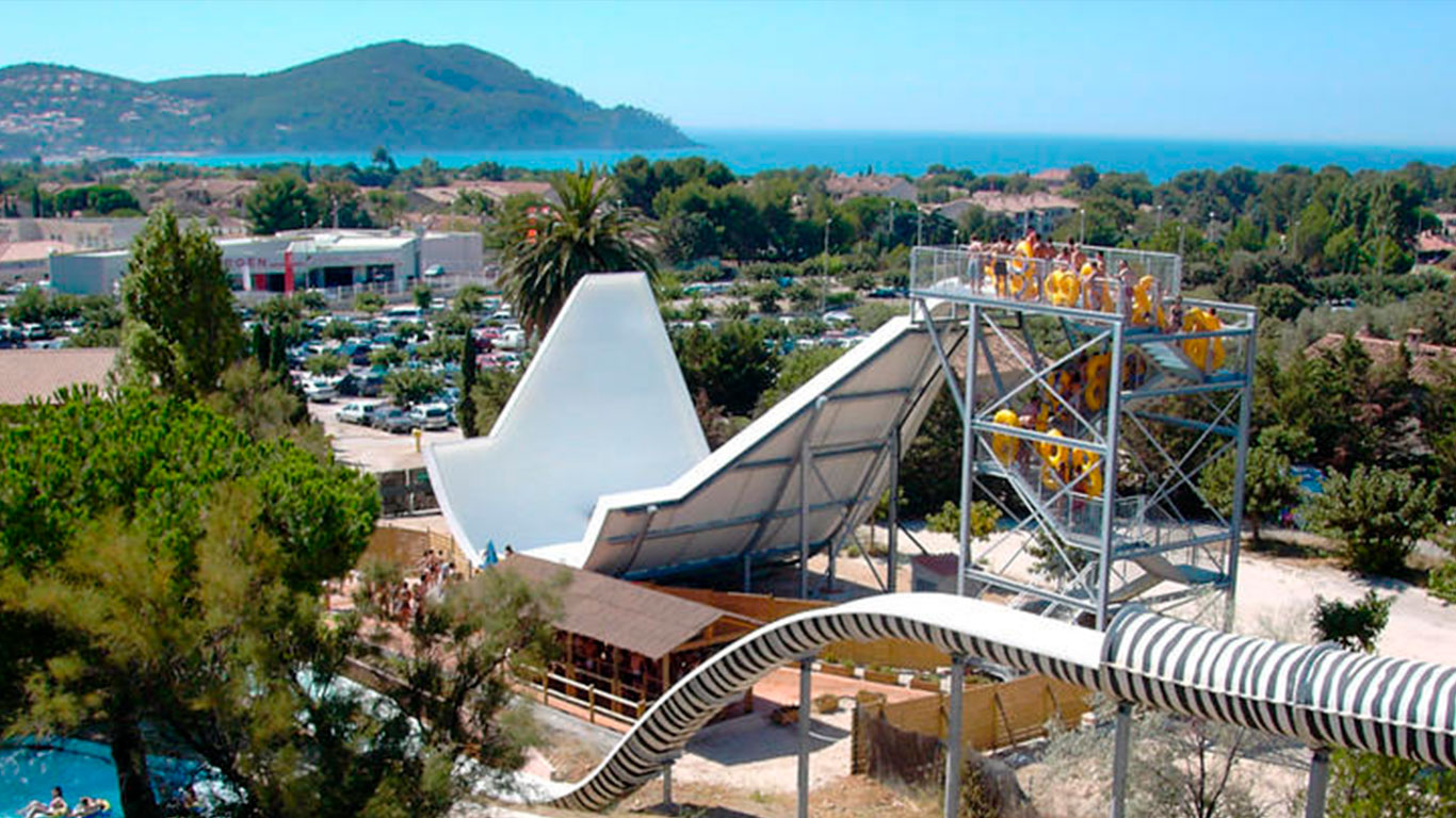 The Wave - water slide at  Aqualand Saint-Cyr-sur-Mer