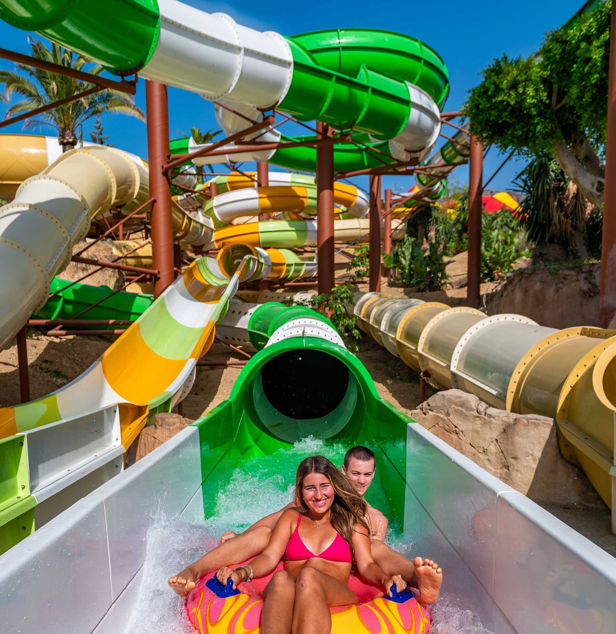 Hurricane Central Slides - water slide at Aqualand Torremolinos