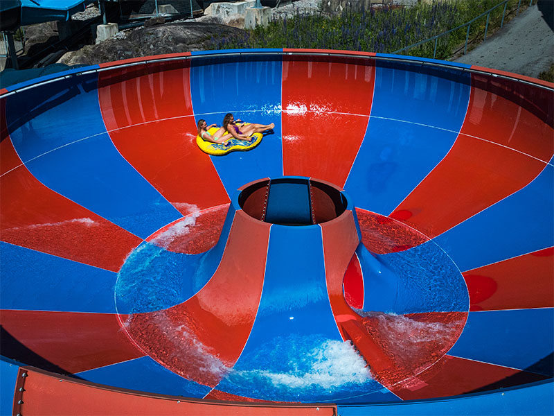 Jettegryta - water slide at Bø Sommerland