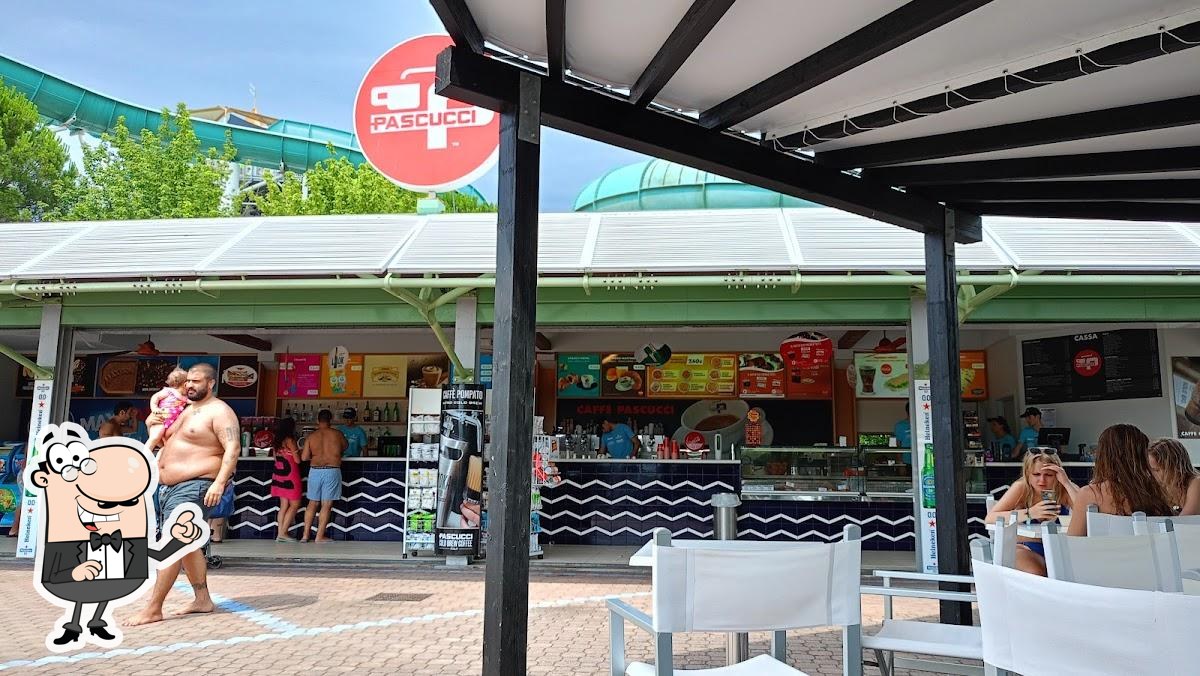 Pascucci Bar - restaurant (bistro) at Aquafan Riccione: https://restaurantguru.it/Caffe-Pascucci-Acquafan-Riccione