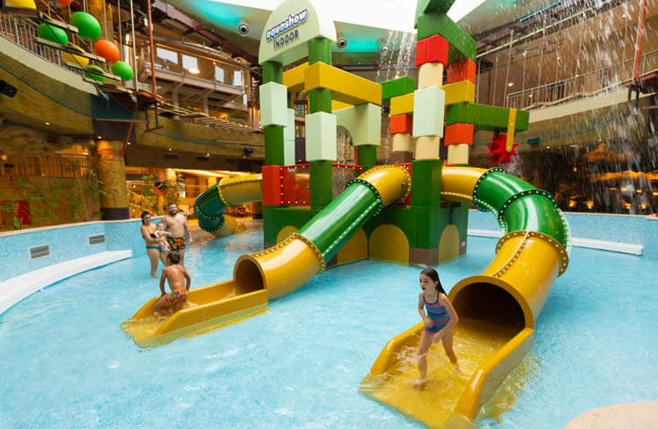Adventure Island - swimming pool at Aquashow Park