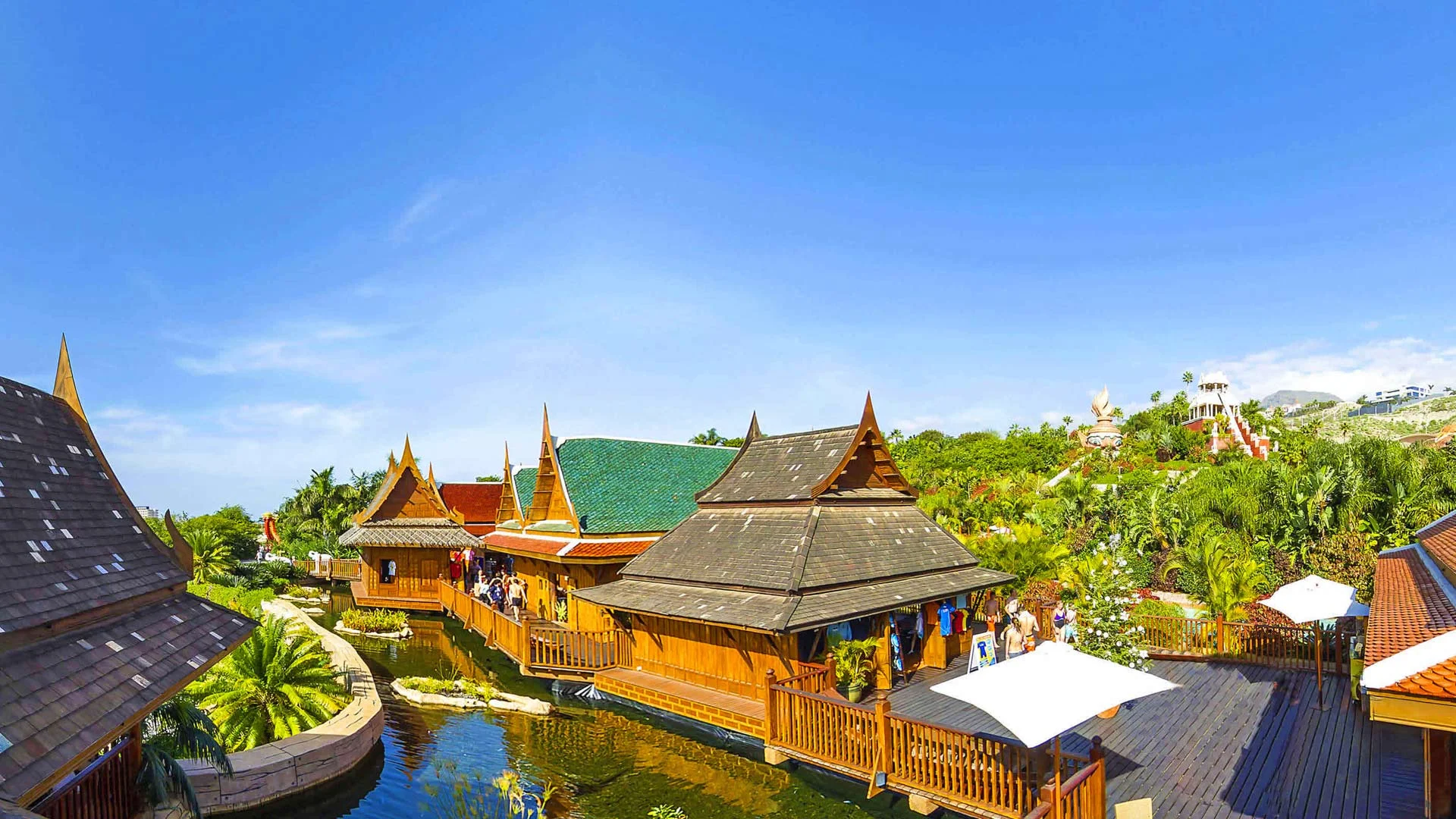 Floating Market - store at Siam Park