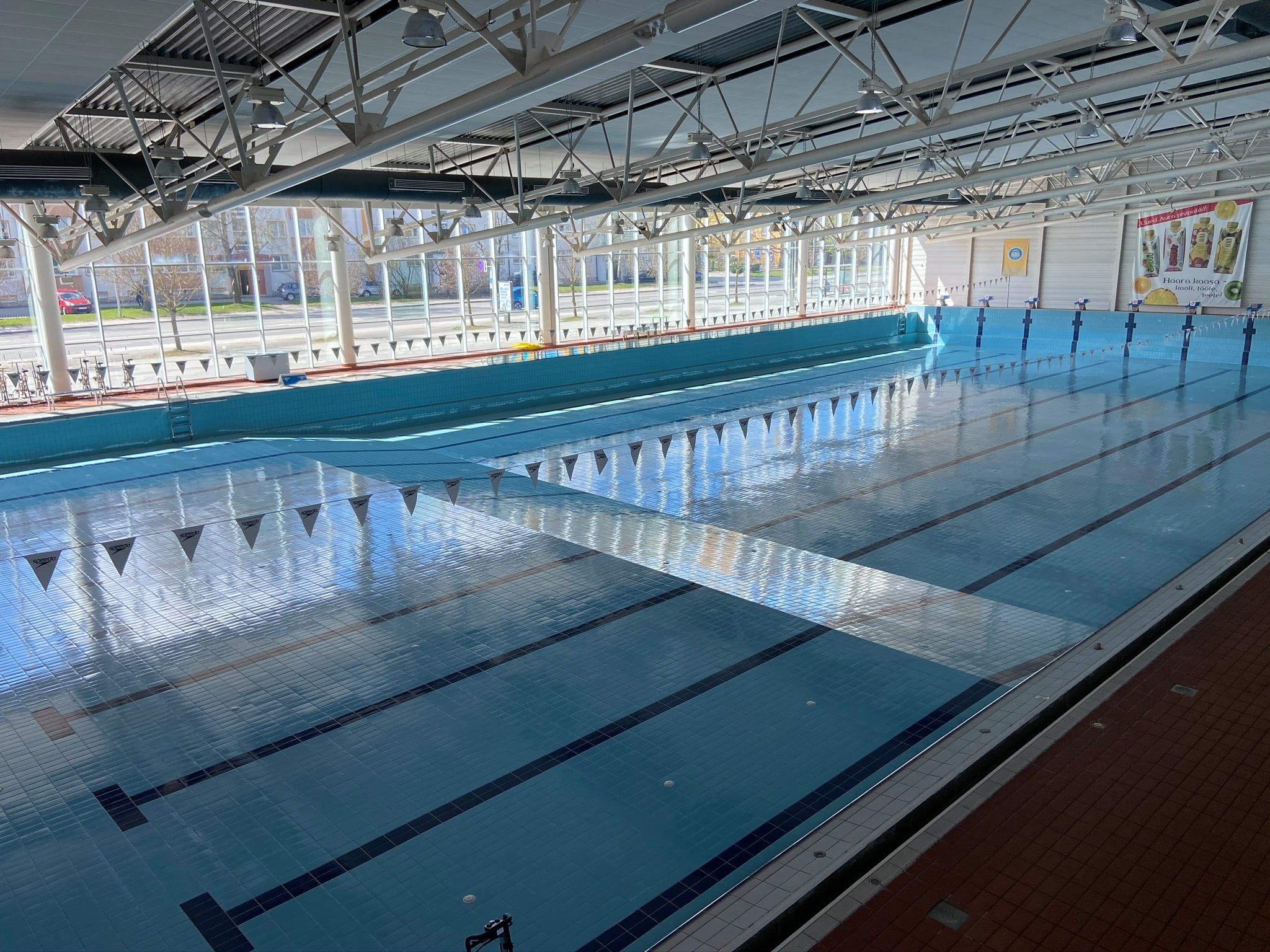 Swimming Pool - swimming pool at Aura Keskus