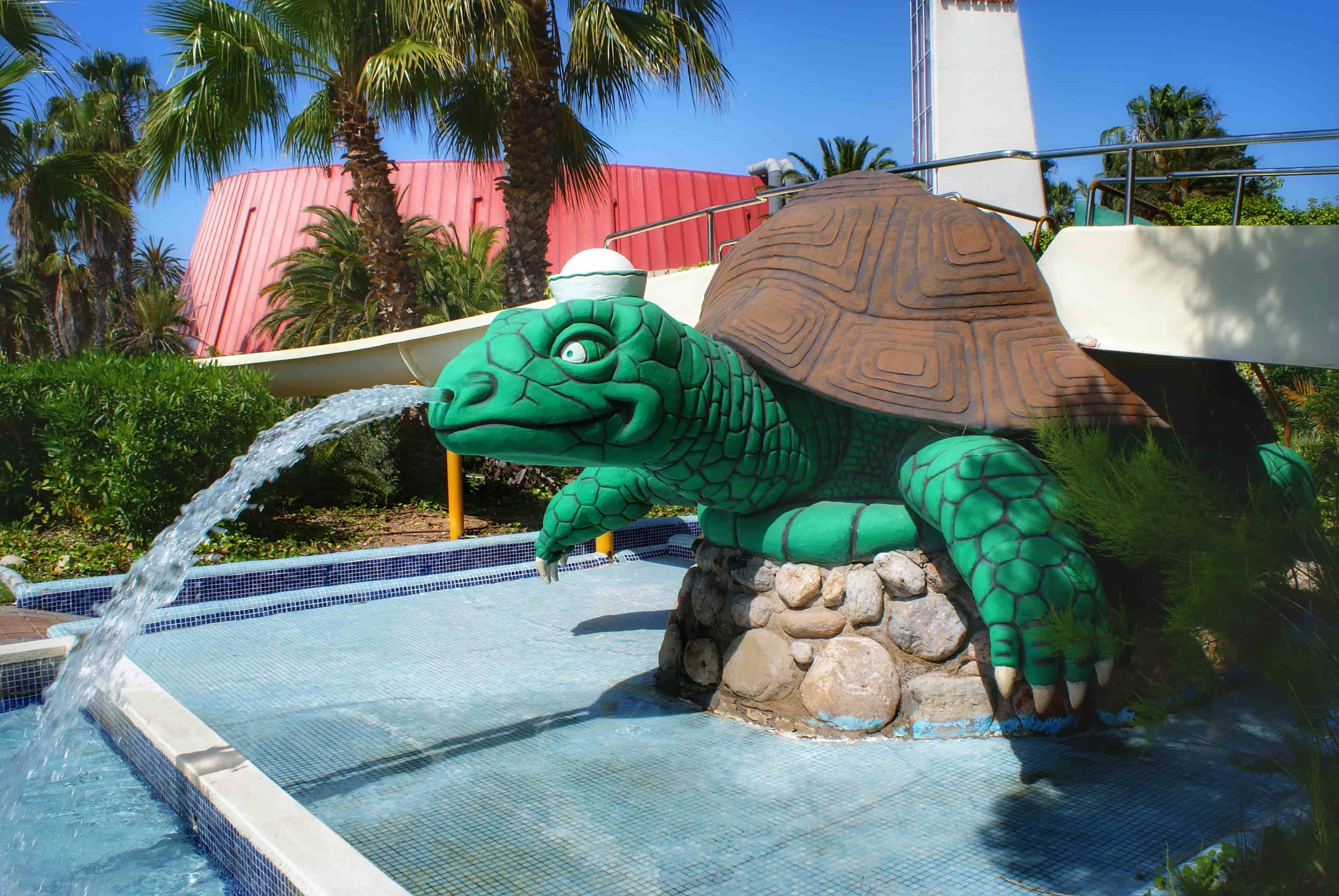 Tortuga Aventura - water slide at Aquopolis Costa Daurada