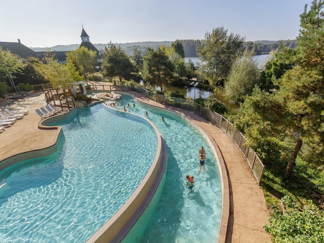 Lazy River - water slide at Center Parcs Le lac d"ailette