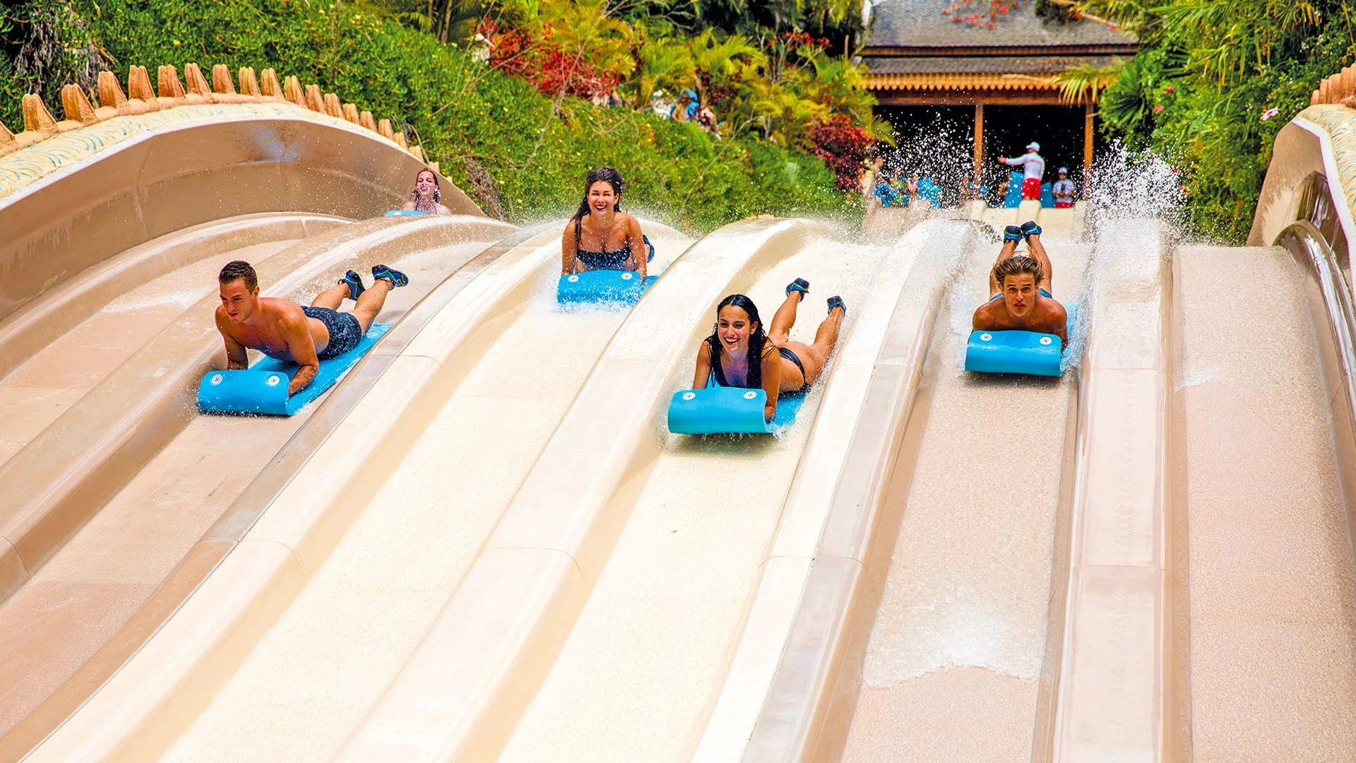 Naga Racer - water slide at Siam Park