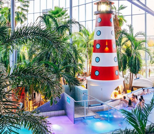 Lighthouse Poolbar - restaurant (bistro) at Therme Erding