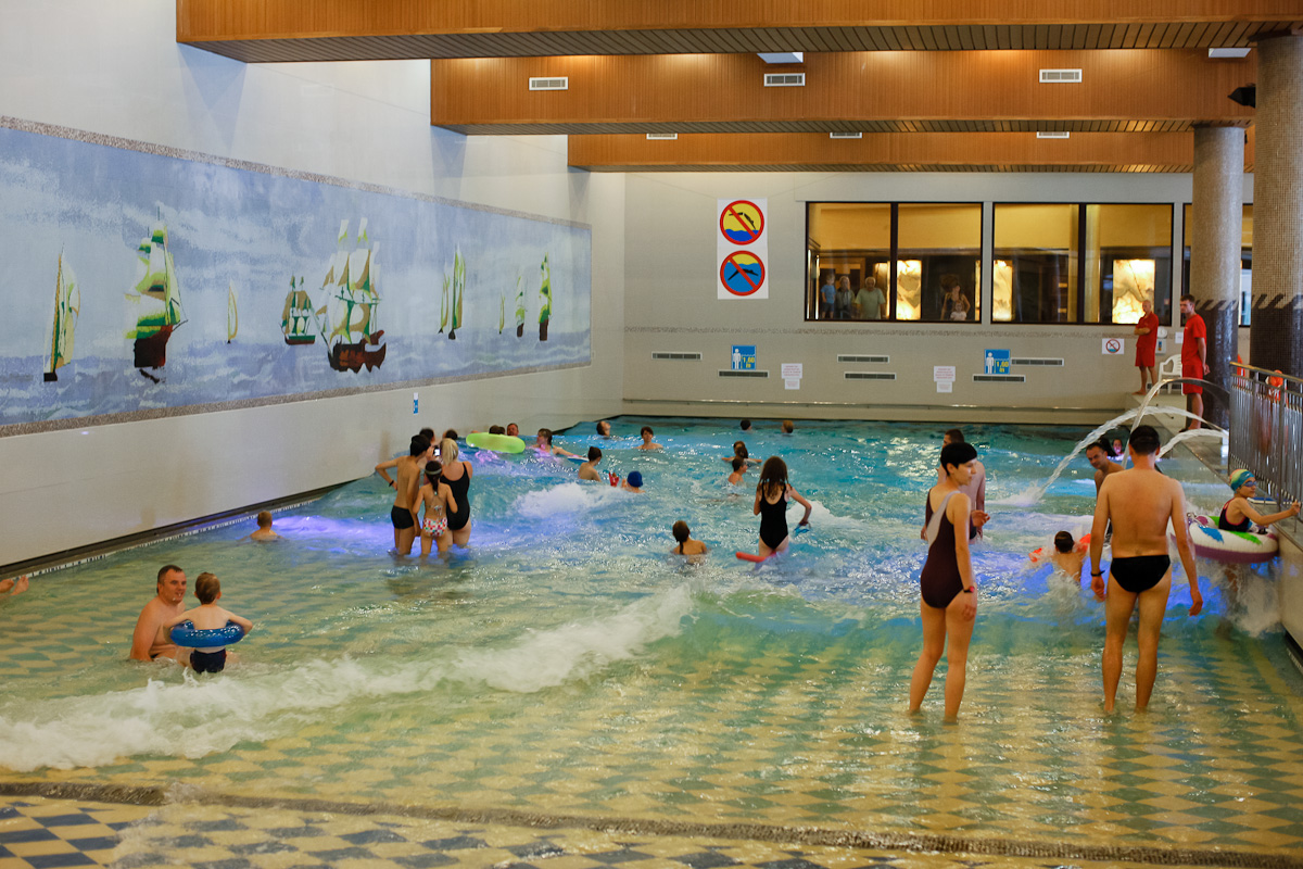 Wave Recreational Pool - swimming pool at Tropicana Karpacz