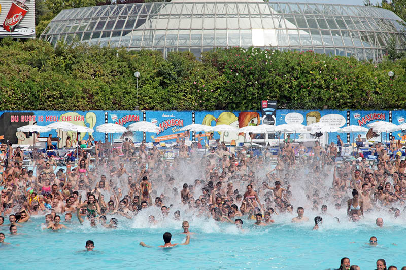 Wave Pool - swimming pool at Aquafan Riccione