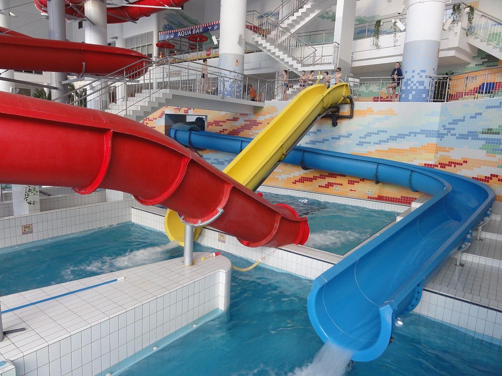 Blue Tubular - water slide at Termy Zakopiańskie 