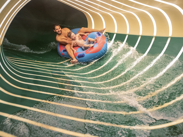 Disco Slide - water slide at Center Parcs Les landes de gascogne