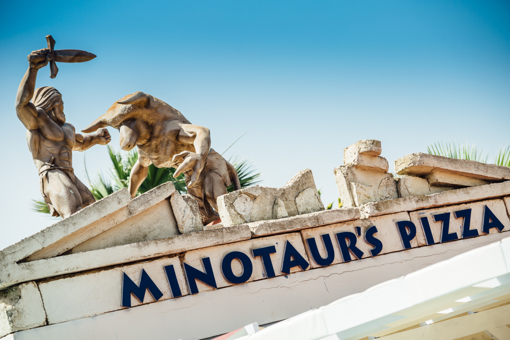 Minotaur"s Pizza - restaurant (bistro) at WaterWorld Themed Waterpark