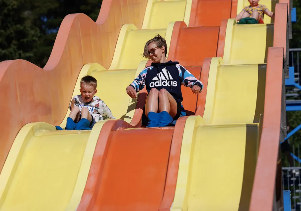 Niagara-Slides - activity zone at Puuhamaa