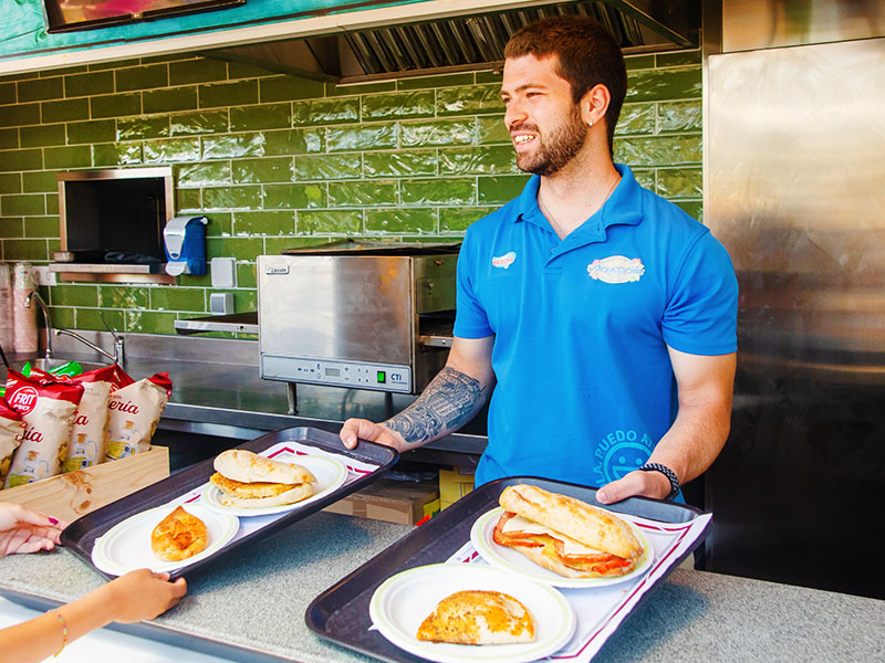 Luau Sandwich Shop - restaurant (bistro) at Aquópolis Villanueva de la Cañada